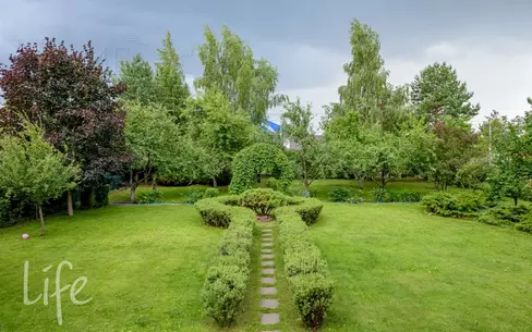 2-этажный коттедж 916 м² с отделкой