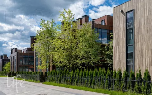 3-этажный таунхаус 238 м² без отделки