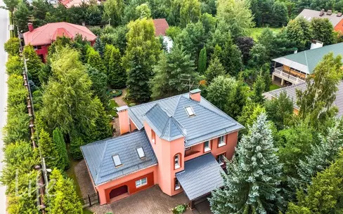 2-этажный коттедж 372 м² с отделкой