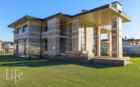 2-этажный коттедж 989.7 м² с отделкой