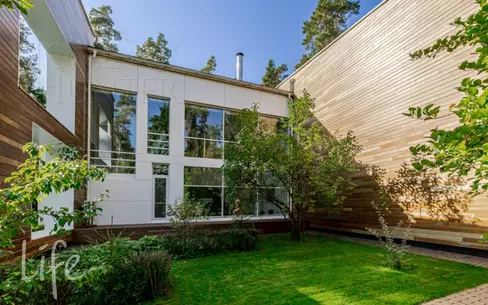 2-этажный коттедж 1 328 м² с отделкой