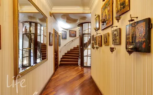 2-этажный коттедж 620 м² с отделкой