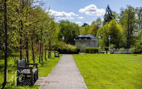 4-этажный таунхаус 395 м² без отделки