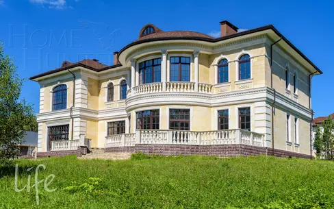 2-этажный коттедж 976 м² без отделки