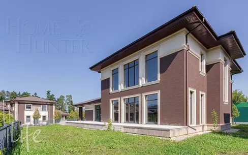 2-этажный коттедж 372.4 м² без отделки