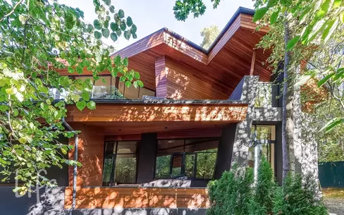 3-этажный коттедж 539 м² с отделкой