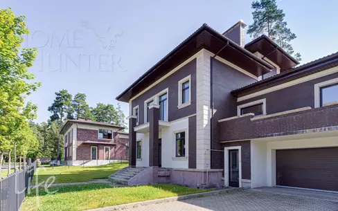 2-этажный коттедж 432.9 м² без отделки