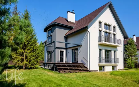 2-этажный коттедж 467 м² с отделкой