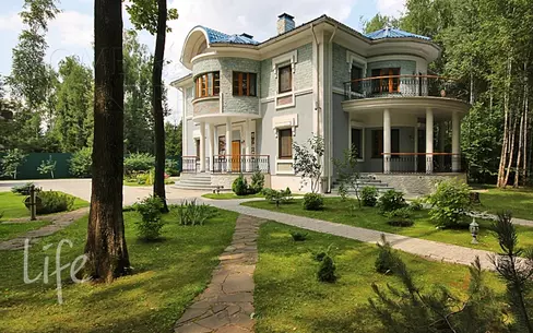 2-этажный коттедж 530 м² с отделкой