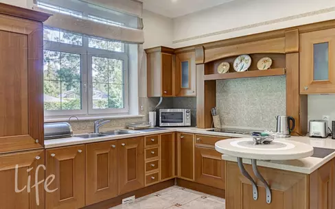 2-этажный коттедж 782.7 м² с отделкой