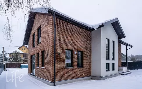 2-этажный коттедж 150 м² с отделкой