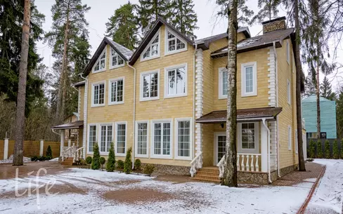 2-этажный таунхаус 385 м² с отделкой