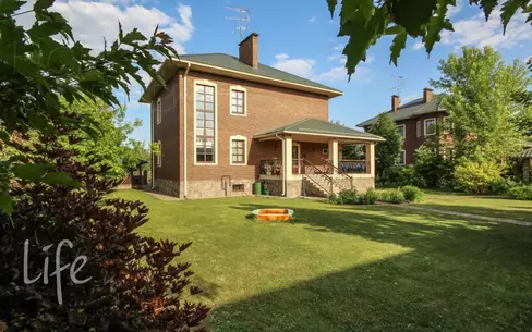 2-этажный коттедж 500 м² с отделкой