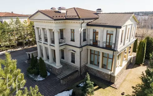 2-этажный коттедж 535 м² с отделкой