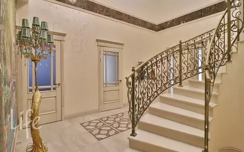 2-этажный коттедж 368 м² с отделкой