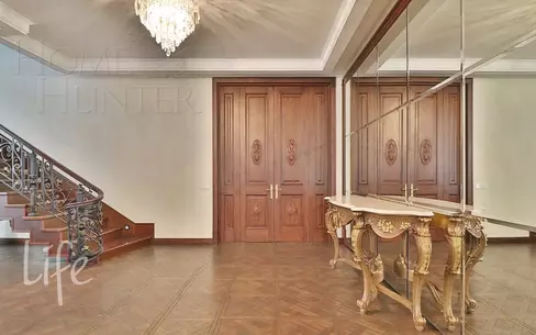 2-этажный коттедж 817 м² с отделкой