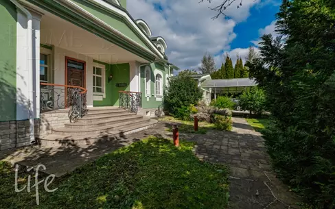 2-этажный коттедж 700 м² с отделкой