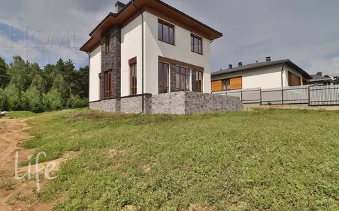 2-этажный коттедж 225 м² без отделки