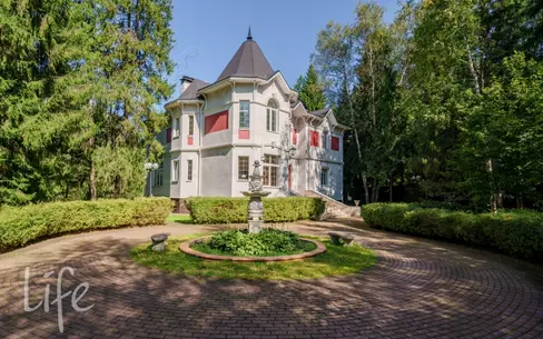 2-этажный коттедж 511 м² с отделкой