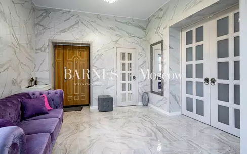 2-этажный коттедж 328 м² с отделкой