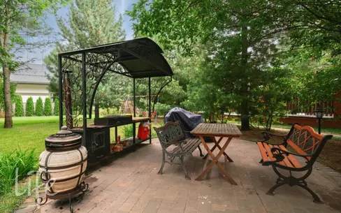 2-этажный коттедж 320 м² с отделкой