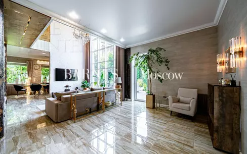 2-этажный коттедж 328 м² с отделкой