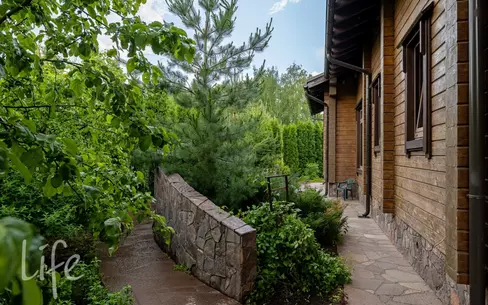 2-этажный коттедж 600 м² с отделкой