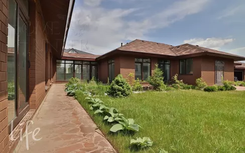 1-этажный коттедж 621 м² без отделки