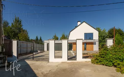 2-этажный коттедж 350 м² без отделки