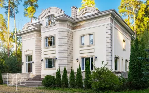 2-этажный коттедж 800 м² с отделкой