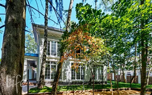 2-этажный коттедж 280 м² без отделки