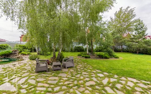 2-этажный коттедж 820 м² с отделкой