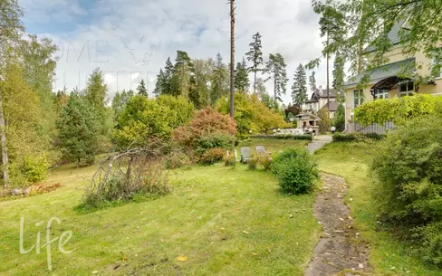 3-этажный коттедж 557 м² с отделкой