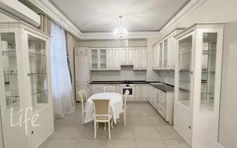 2-этажный таунхаус 350 м² с отделкой