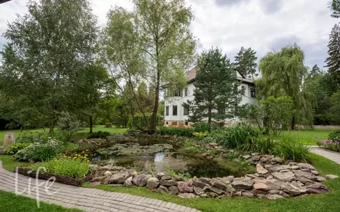 2-этажный коттедж 880 м² с отделкой