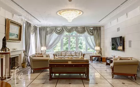 2-этажный коттедж 782.7 м² с отделкой