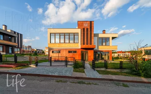 3-этажный коттедж 280 м² с отделкой