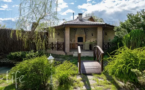 2-этажный коттедж 500 м² с отделкой