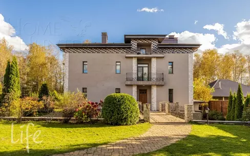 2-этажный коттедж 500 м² с отделкой