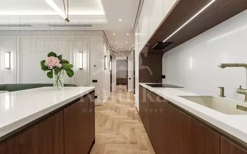 3-КОМН. КВАРТИРА С ОТДЕЛКОЙ 100 М² НА 3 ЭТАЖЕ