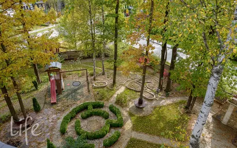 2-этажный коттедж 1 100 м² с отделкой