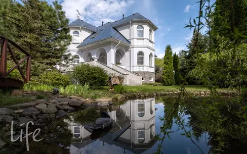 2-этажный коттедж 500 м² с отделкой