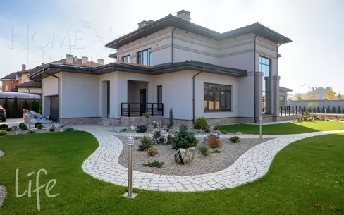 2-этажный коттедж 350 м² с отделкой