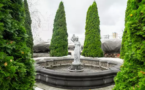 3-этажный коттедж 1 200 м² без отделки