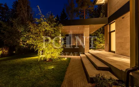 2-этажный коттедж 1 200 м² с отделкой