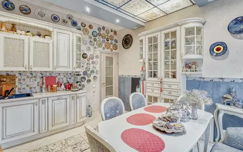 4-КОМН. КВАРТИРА С ОТДЕЛКОЙ 149.7 М² НА 2 ЭТАЖЕ