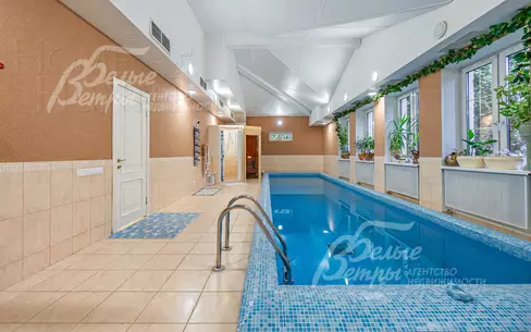 2-этажный коттедж 450 м² с отделкой