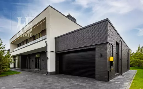 2-этажный коттедж 705 м² с отделкой