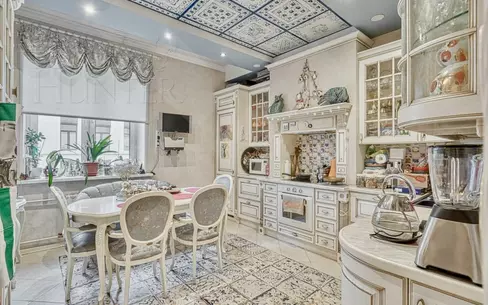 4-КОМН. КВАРТИРА С ОТДЕЛКОЙ 149.7 М² НА 2 ЭТАЖЕ