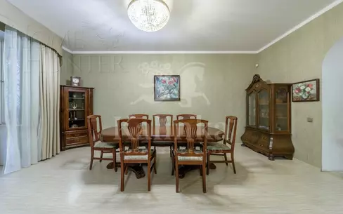 2-этажный коттедж 338.5 м² с отделкой